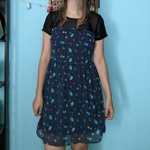 Blue and black mesh big insect print forever 21 dress medium